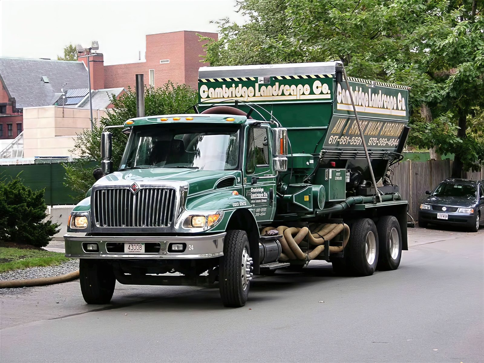 Landscape Maintenance - Cambridge Landscape. - Greater Boston Metroplex - Suffolk County, MA